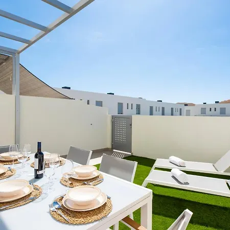 Medano4you Beachwalk Holiday home *